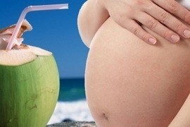 8 lợi ích tuyệt vời của nước dừa đối với mẹ bầu