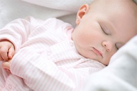 Những điều cơ bản về giấc ngủ của bé mới sinh