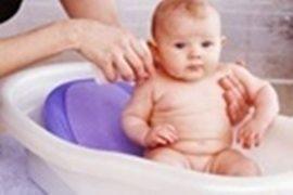 Cách tắm và massage giúp trẻ sơ sinh luôn khỏe mạnh