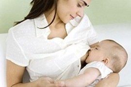 Những dưỡng chất có trong sữa mẹ và lợi ích thực sự của chúng